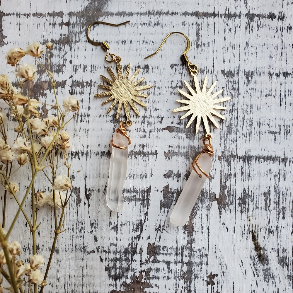 ☀️ Raw Brass Earrings - Sun with Clear Quartz